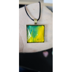 copie de copie de Celestial Tear - Handmade Fluid Art Necklace
