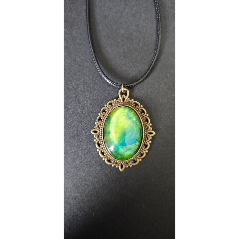 copie de copie de copie de copie de Celestial Tear - Handmade Fluid Art Necklace